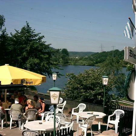 Gaestezimmer Auf Dem Campingplatz Konz Exterior photo
